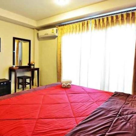 The Day Hotel Чонбури Екстериор снимка