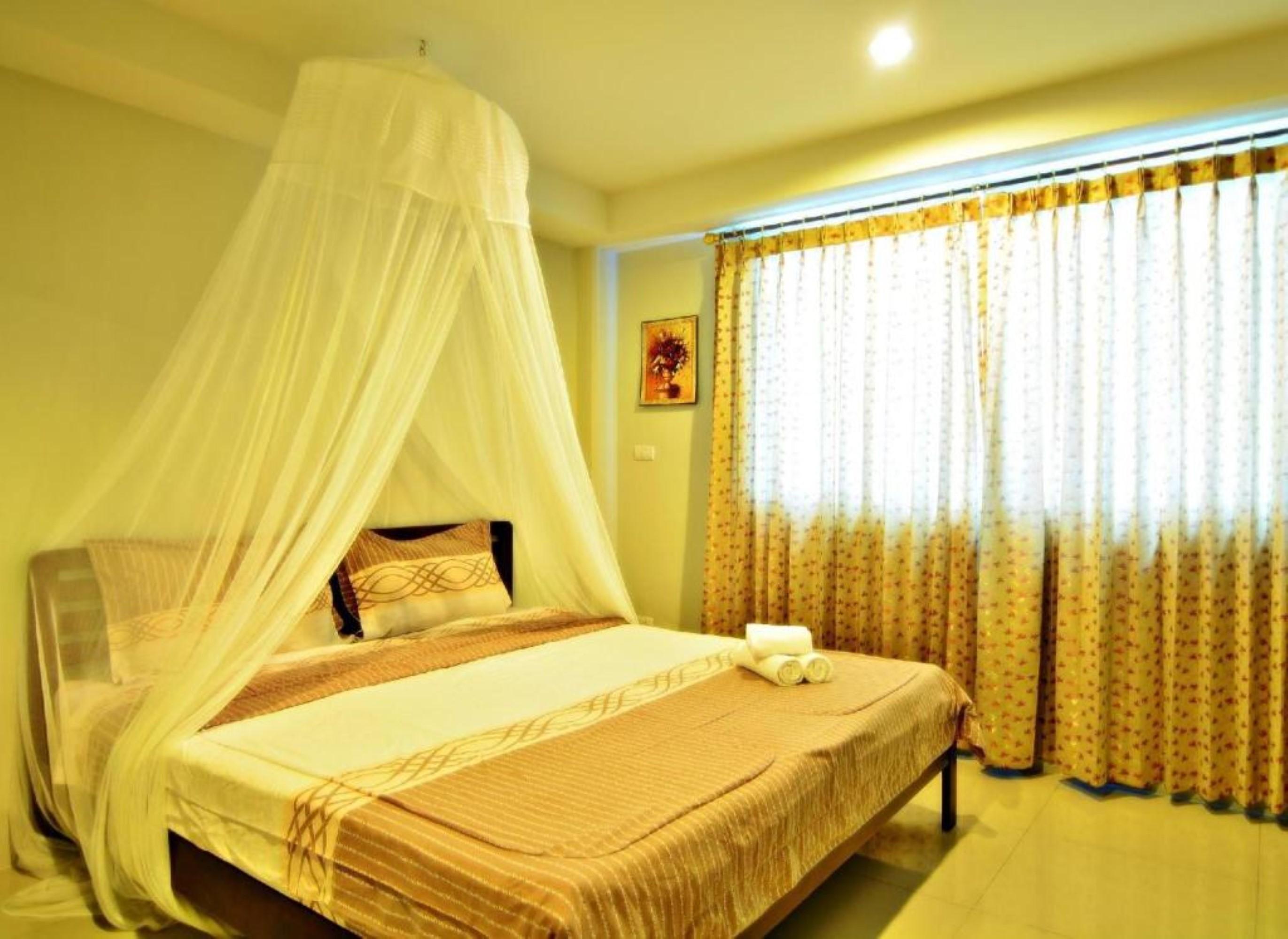 The Day Hotel Чонбури Екстериор снимка