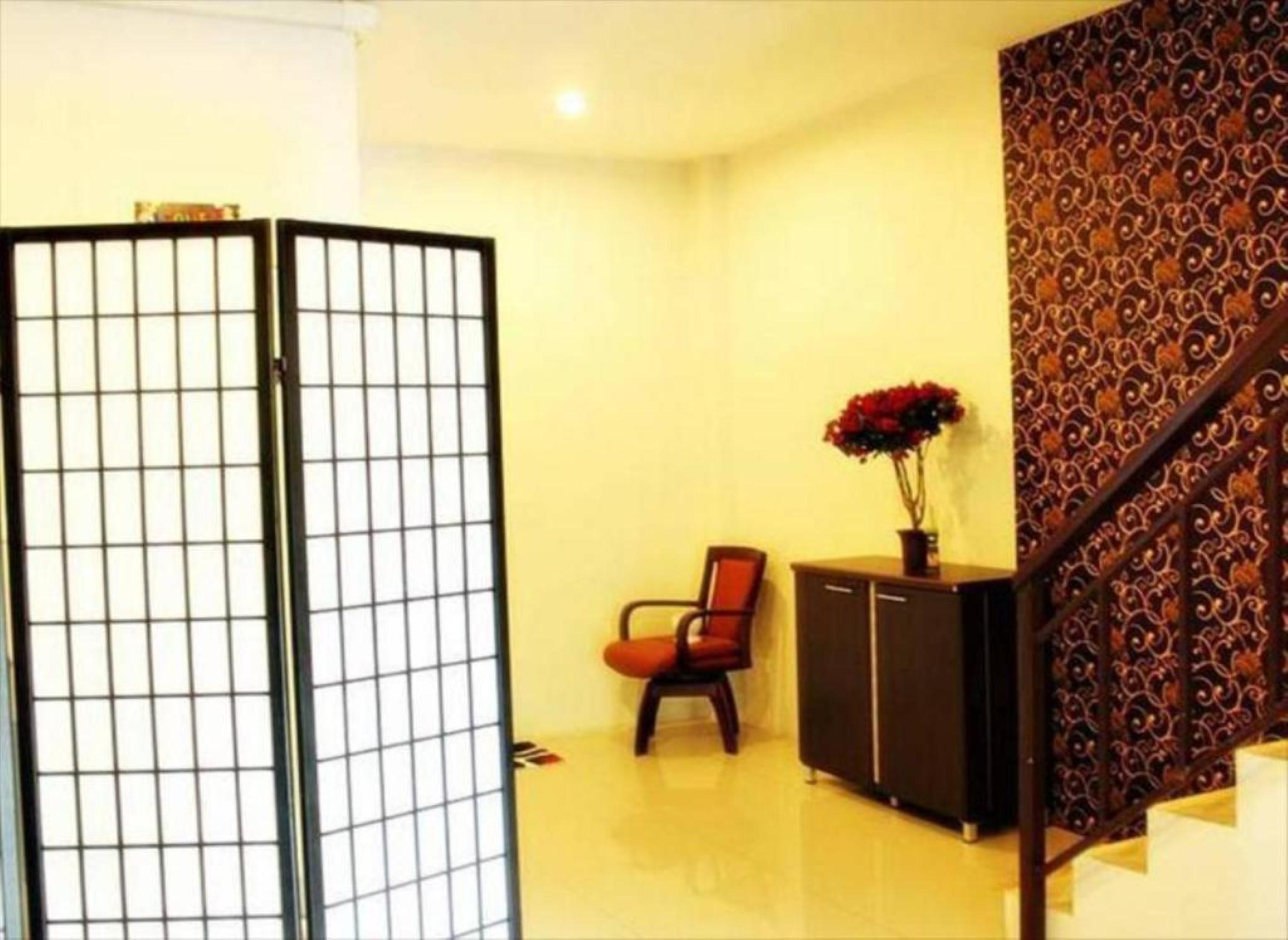 The Day Hotel Чонбури Екстериор снимка