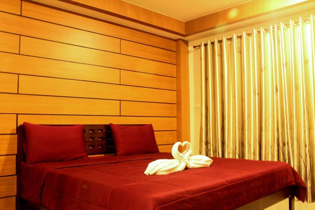 The Day Hotel Чонбури Екстериор снимка